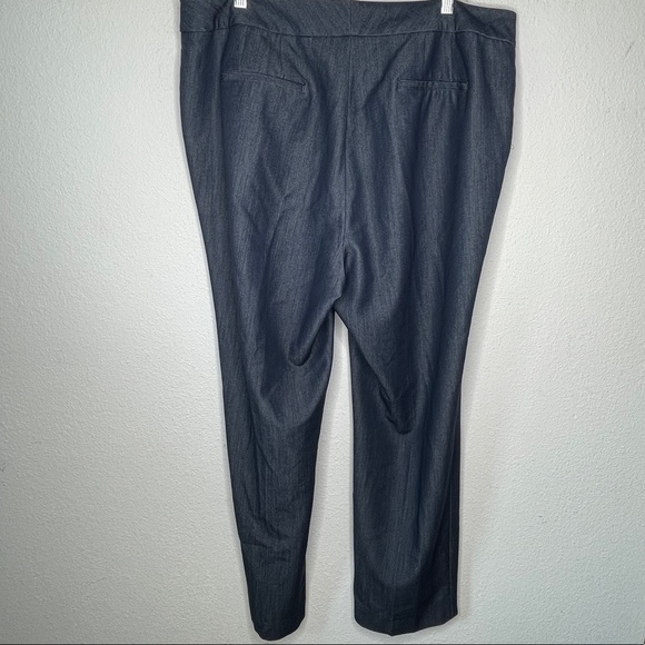 Tahari Arthur S. Levine Pants - Picture 4 of 10